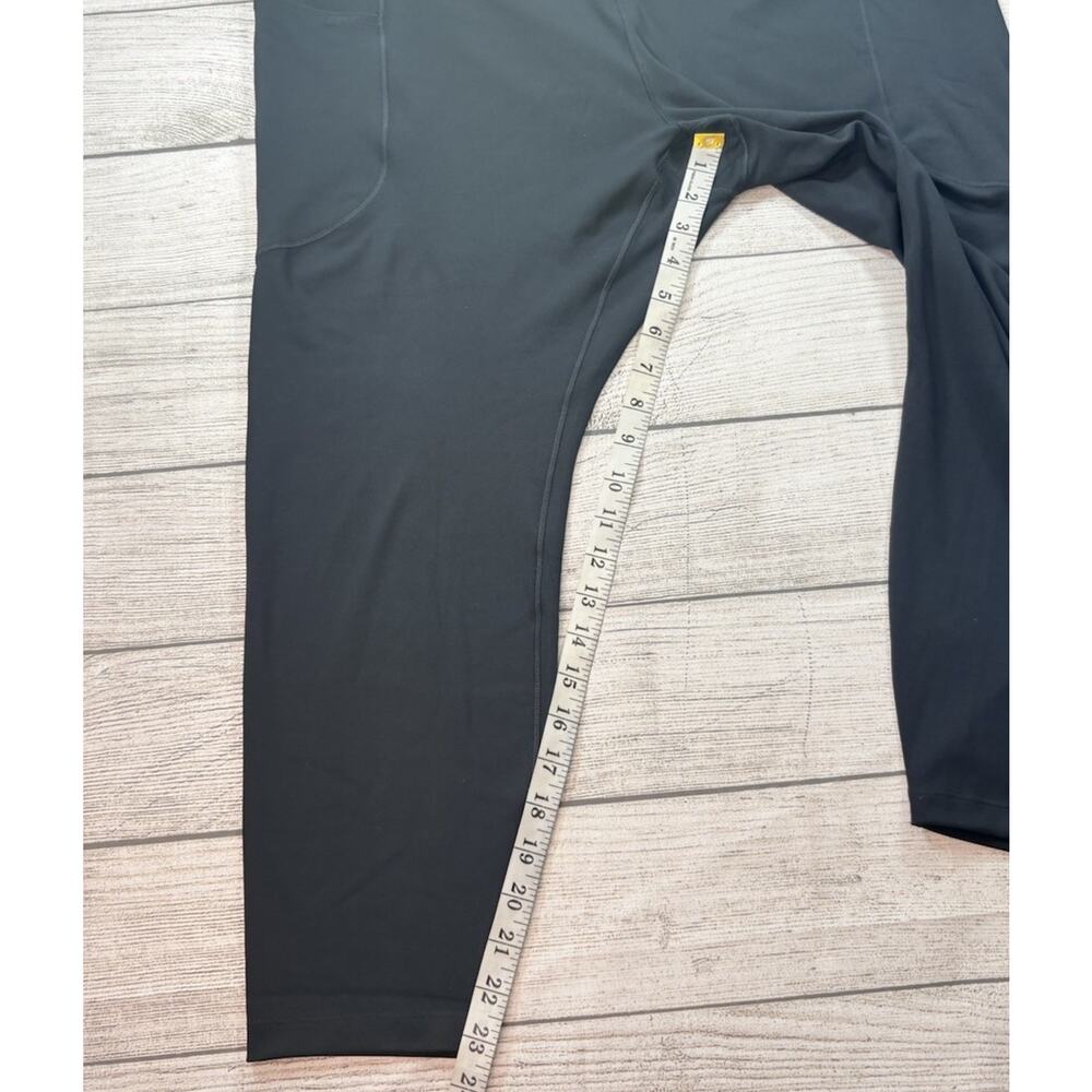 Nike One Women's High-Waisted 7/8 Leggings with Pockets Black Size 3X - Picture 3 of 11